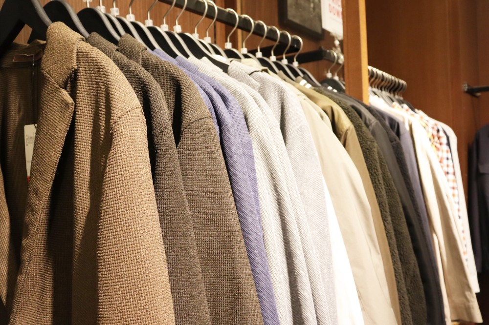 メルカリで売れやすい服の特徴