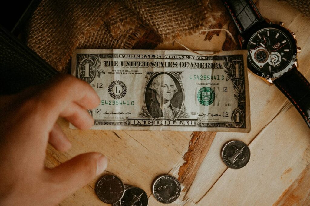 【心配無用】メルカリの送料で赤字になるのを回避するコツ！取引キャンセルの注意点も解説